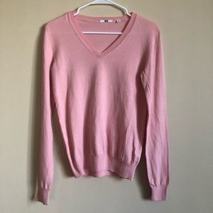 Uniqlo Sweater Size Small